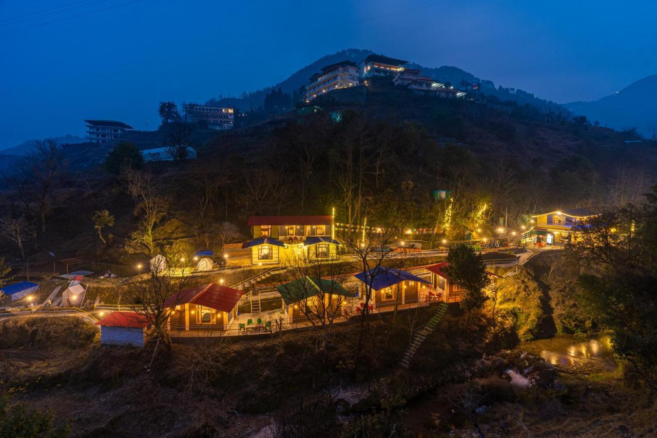 The Hosteller Mussoorie By The Streamside, Kempty Buitenkant foto