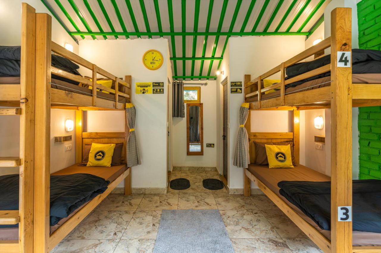 The Hosteller Mussoorie By The Streamside, Kempty Buitenkant foto
